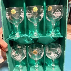 Penrose Irish Glads Stemware